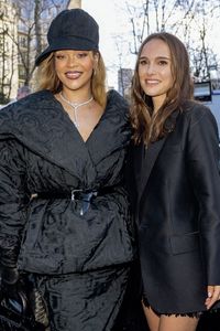 DU BIST HOT, SCHWESTER