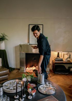 FEIERLICH EINGEDECKT