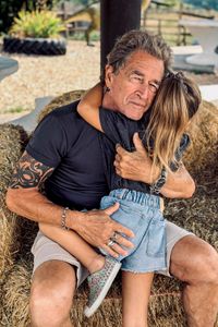 »Sie wickelt Peter um den Finger«