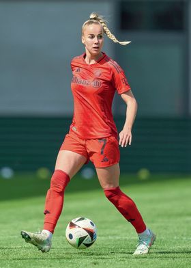 Wenn sie kickt, scheint die Sonne