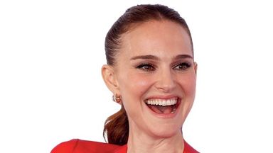 … UND JETZT EIN LIEBESLIED