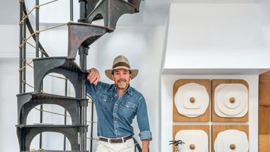 IM HERZEN VON PARIS WOHNT TEXTILPROFI PIERRE FREY EKLEKTISCH MIT KRÄFTIGEN FARBEN UND BESONDEREN MUSTERN