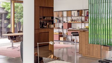 EINMAL ALLES AUF LINKS GEDREHT