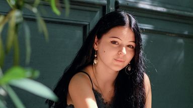 Was sie macht: Sie pflegt ihren schwerkranken Vater. Was sie will: mehr Hilfe für »Young Carers« wie sie. Wen das betrifft: 480 000 Kinder und Jugendliche