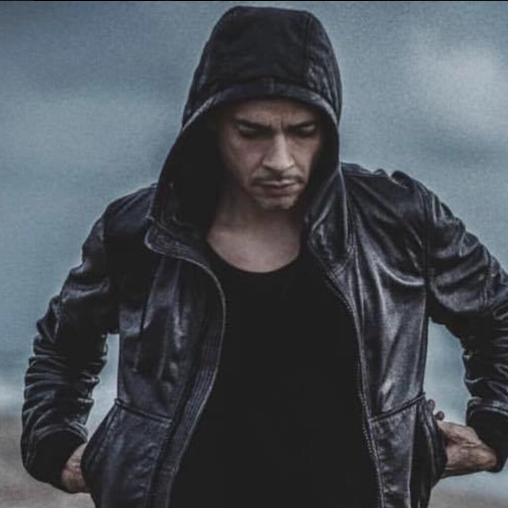 Ceza Songs streamen | RTL+