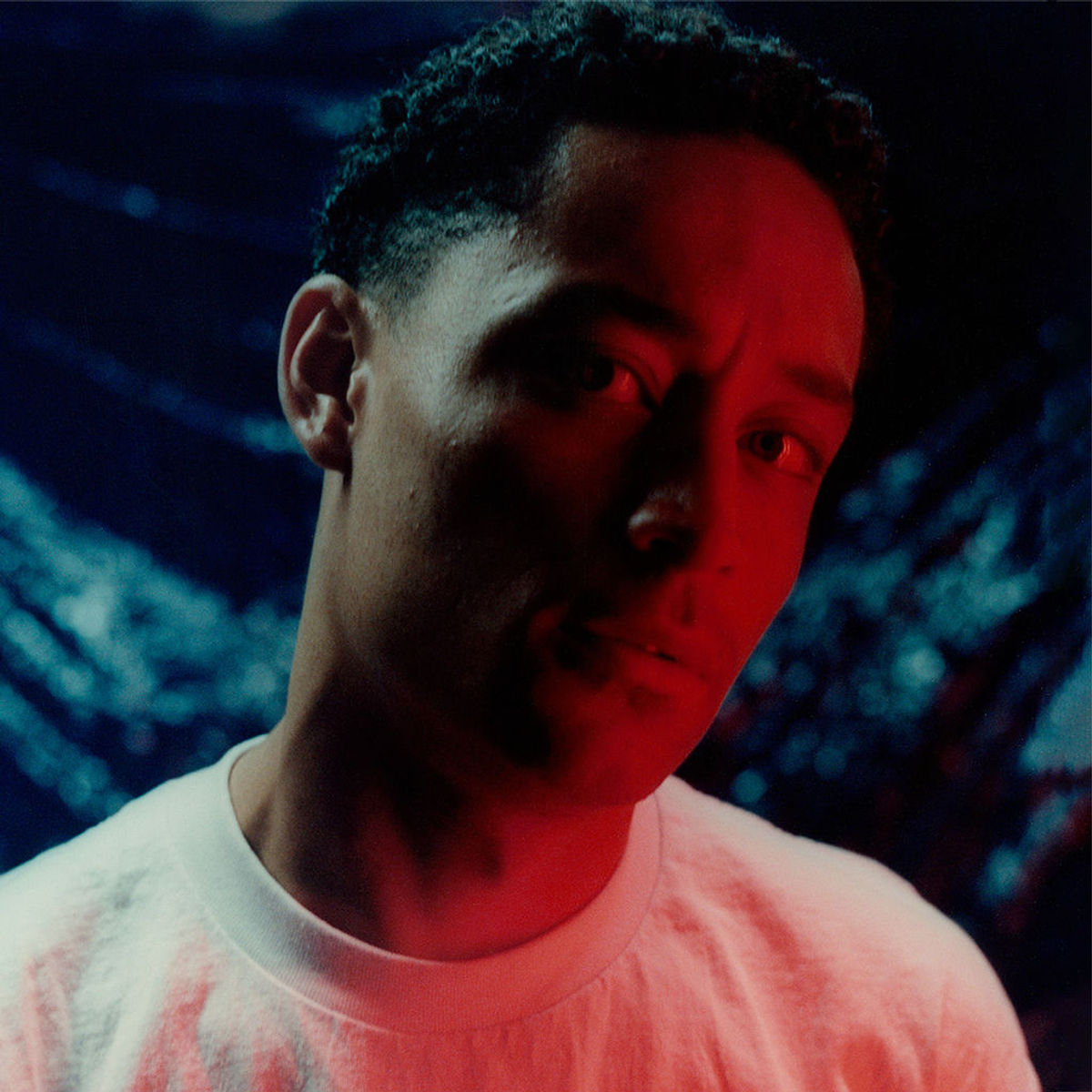 Loyle Carner Songs streamen | RTL+ - Loyle Carner’s Wife: Rebecca Clare, The Rapper’s Rock And Inspiration