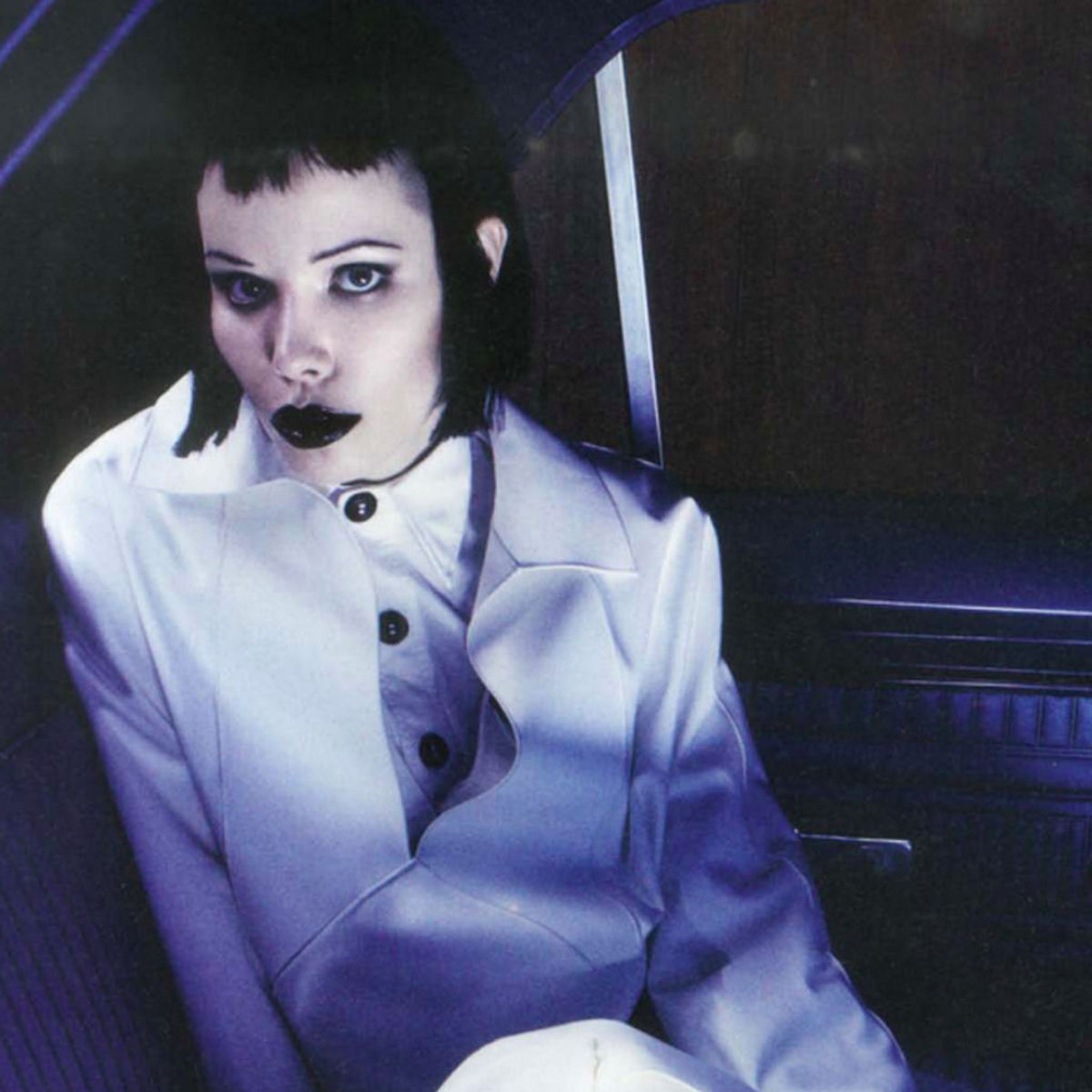 Alice Glass Songs streamen RTL+