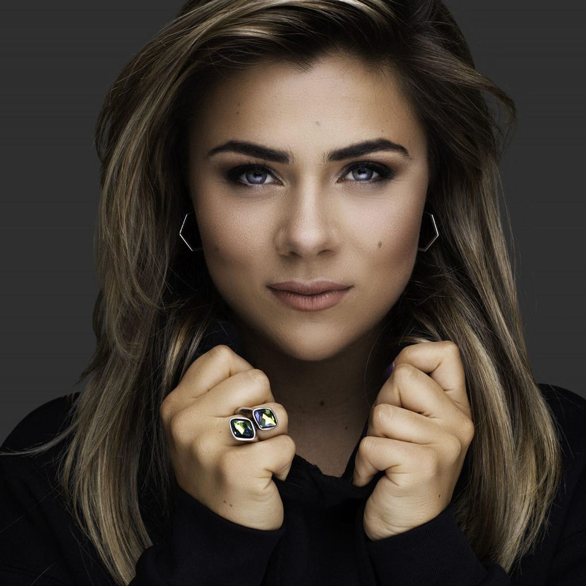 laura-van-dam-songs-streamen-rtl