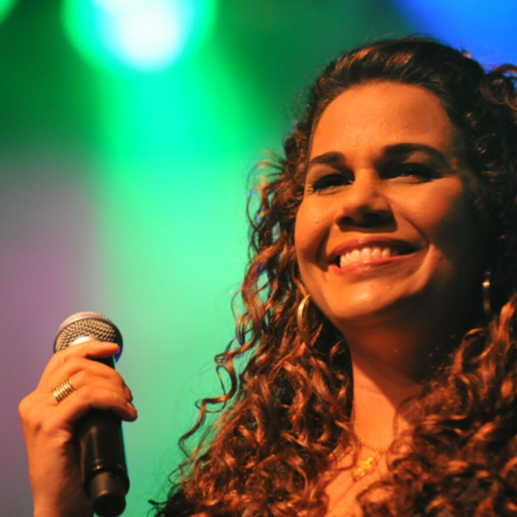 Eliana Ribeiro Songs Streamen | RTL+