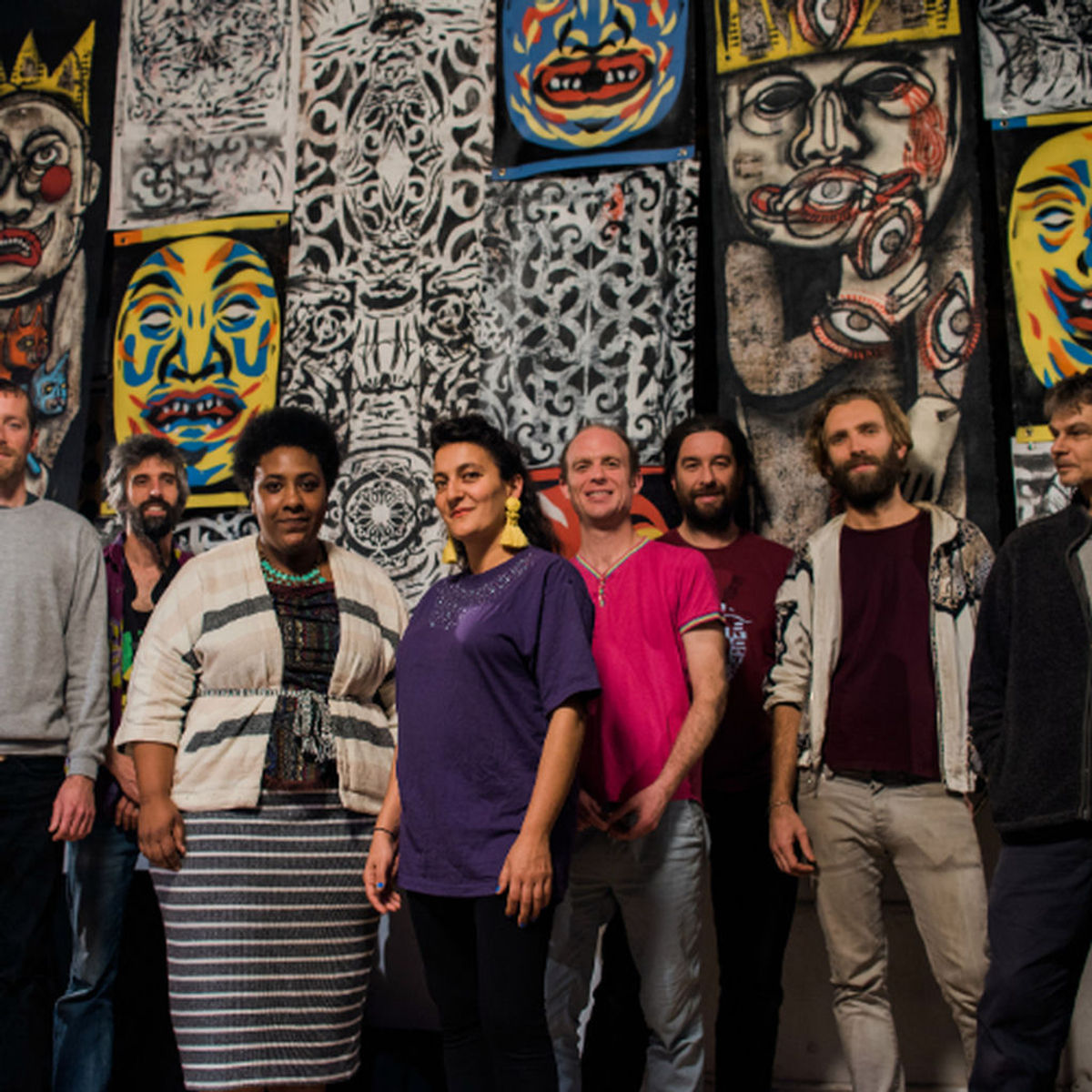 Resonators Songs streamen RTL+