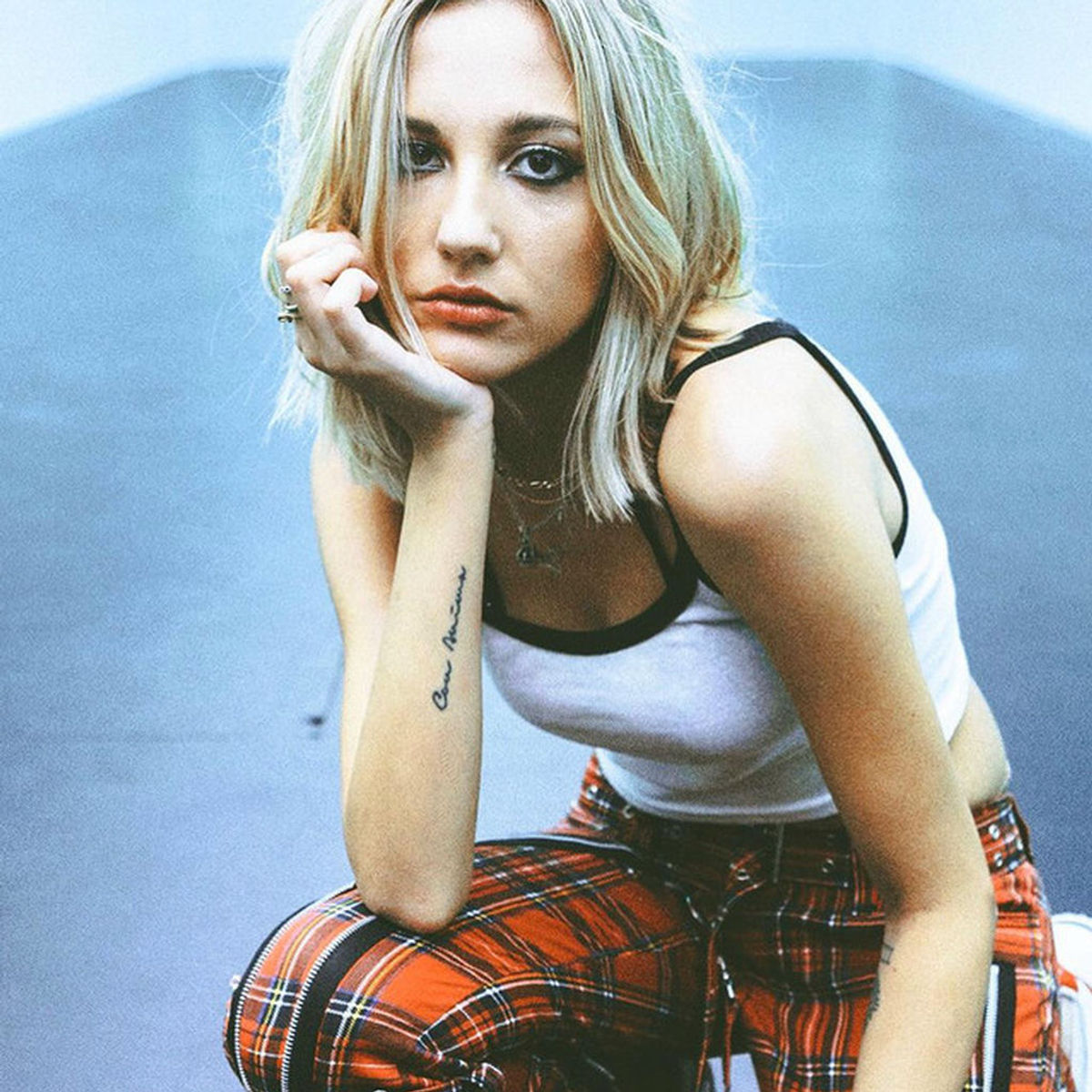 CLOVES Songs streamen RTL+