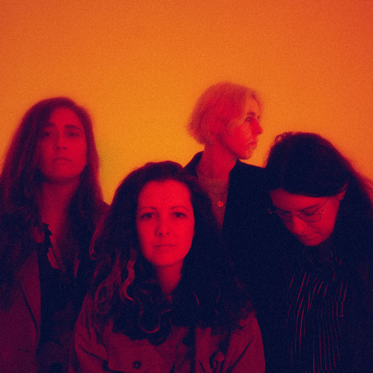 Pillow Queens Songs streamen RTL+