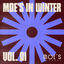 Cover MOE'S IN WINTER