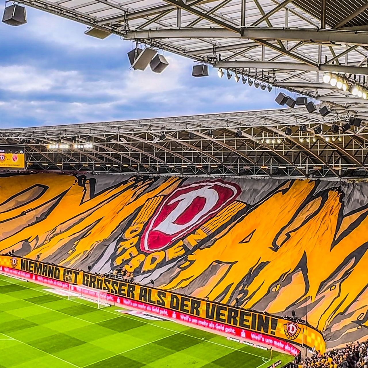 #081 Comeback gegen Cottbus, Pokalvorschau und Zoff um Dynamo-Präsident