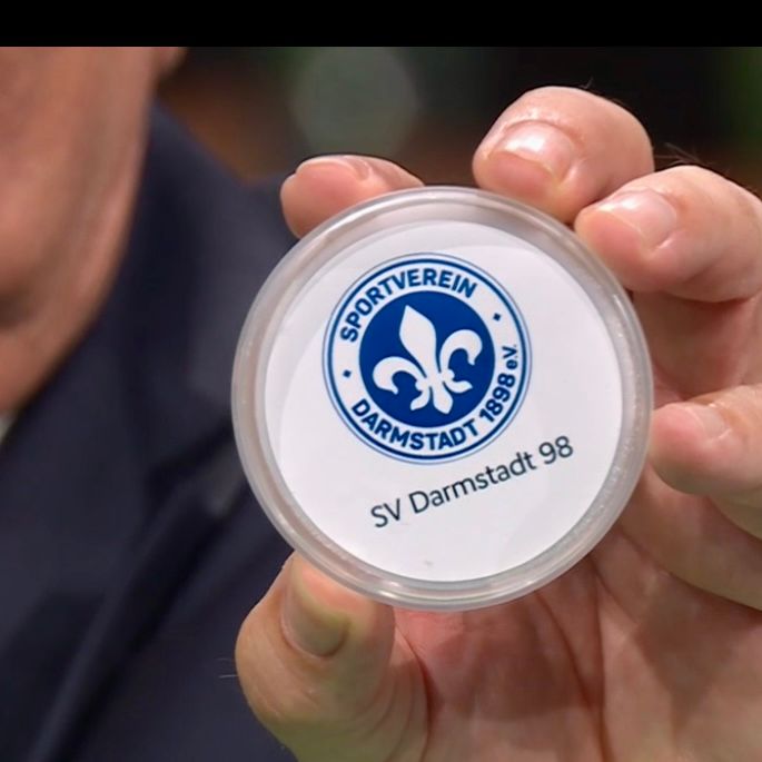 #084 Pokal-Los Darmstadt, Heimsieg gegen Stuttgart II und kein Last-Minute-Transfer