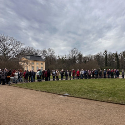 #10 • Unterschiedliche Tickettypen, Rentnerhorden in Kampfstimmung und die Schlacht an der Eingangstür