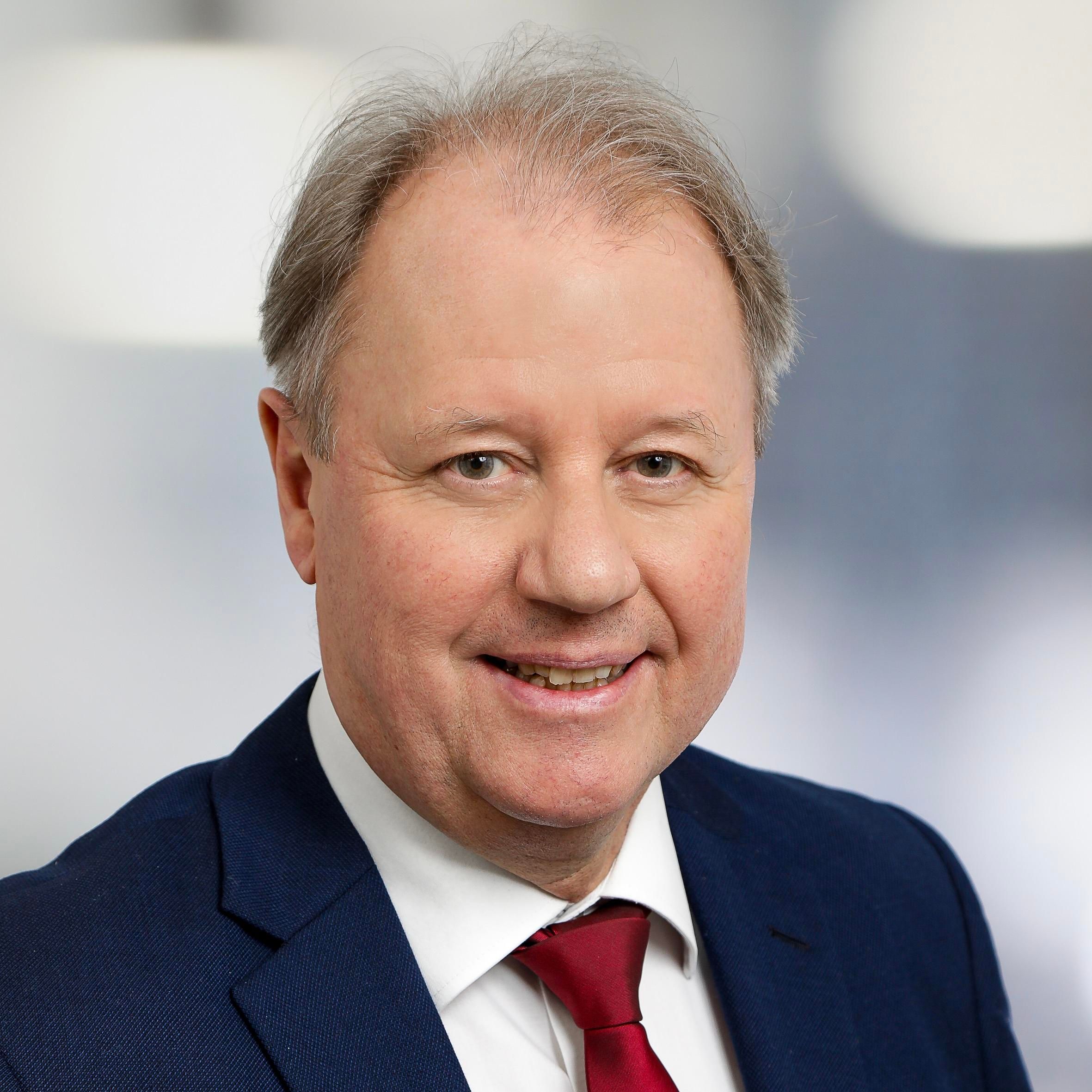 #13, Listenplatz 10: Dr. Thomas Pfisterer