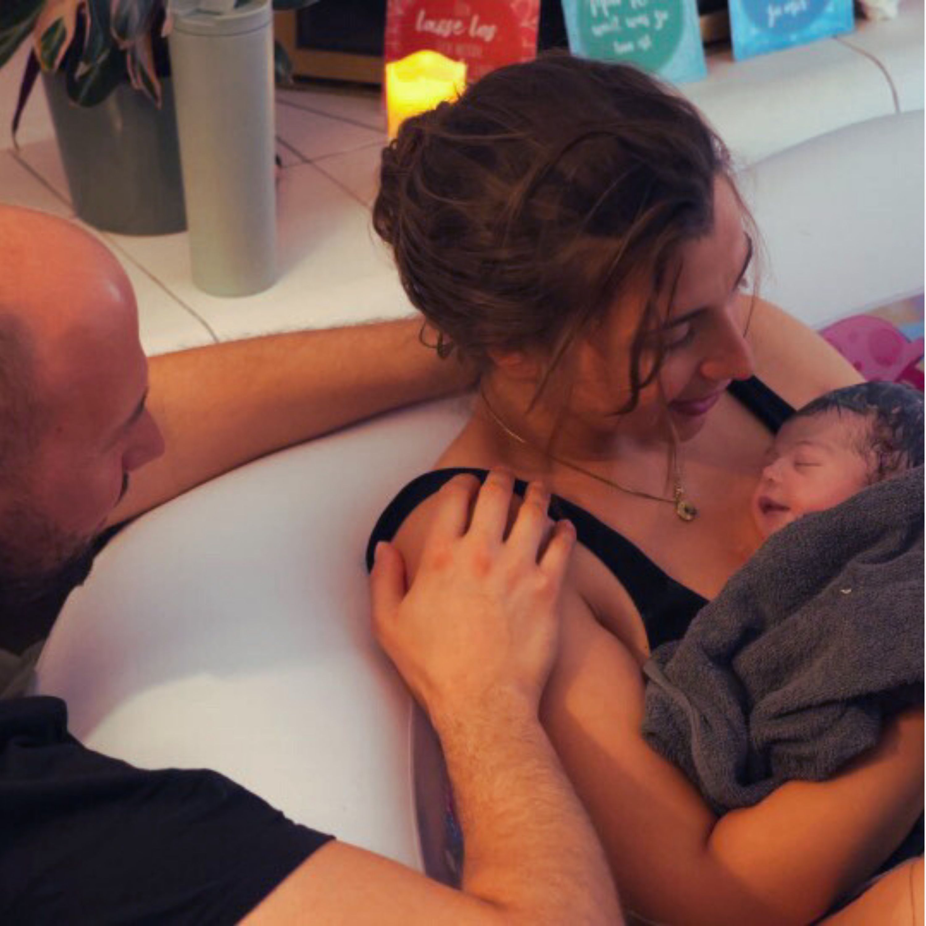 193 | Noura - Schnelle Hausgeburt mit Doulabegleitung in SSW 42, Emotionales Wochenbett, Geburtsverletzung