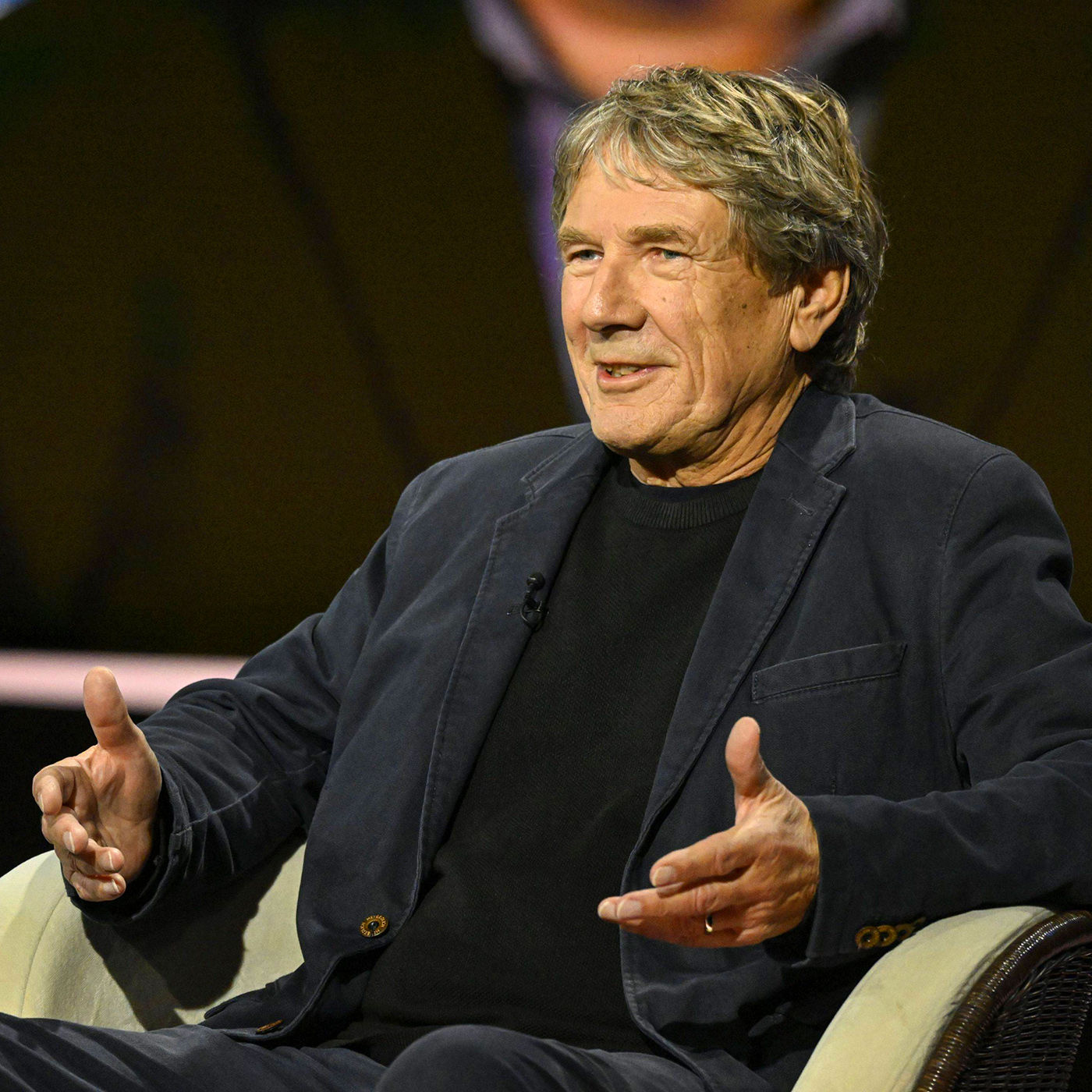 "1955 wird zum ersten Mal wieder mehr Butter verzehrt als Margarine, davon hat man geträumt" | Harald Jähner, Publizist