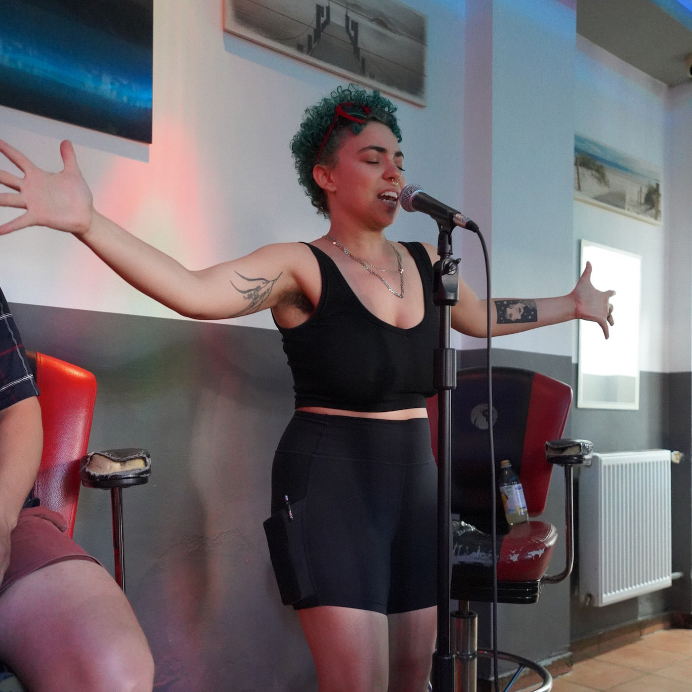 2. Identität - zwischen den Kulturen (Poetry-Slam)