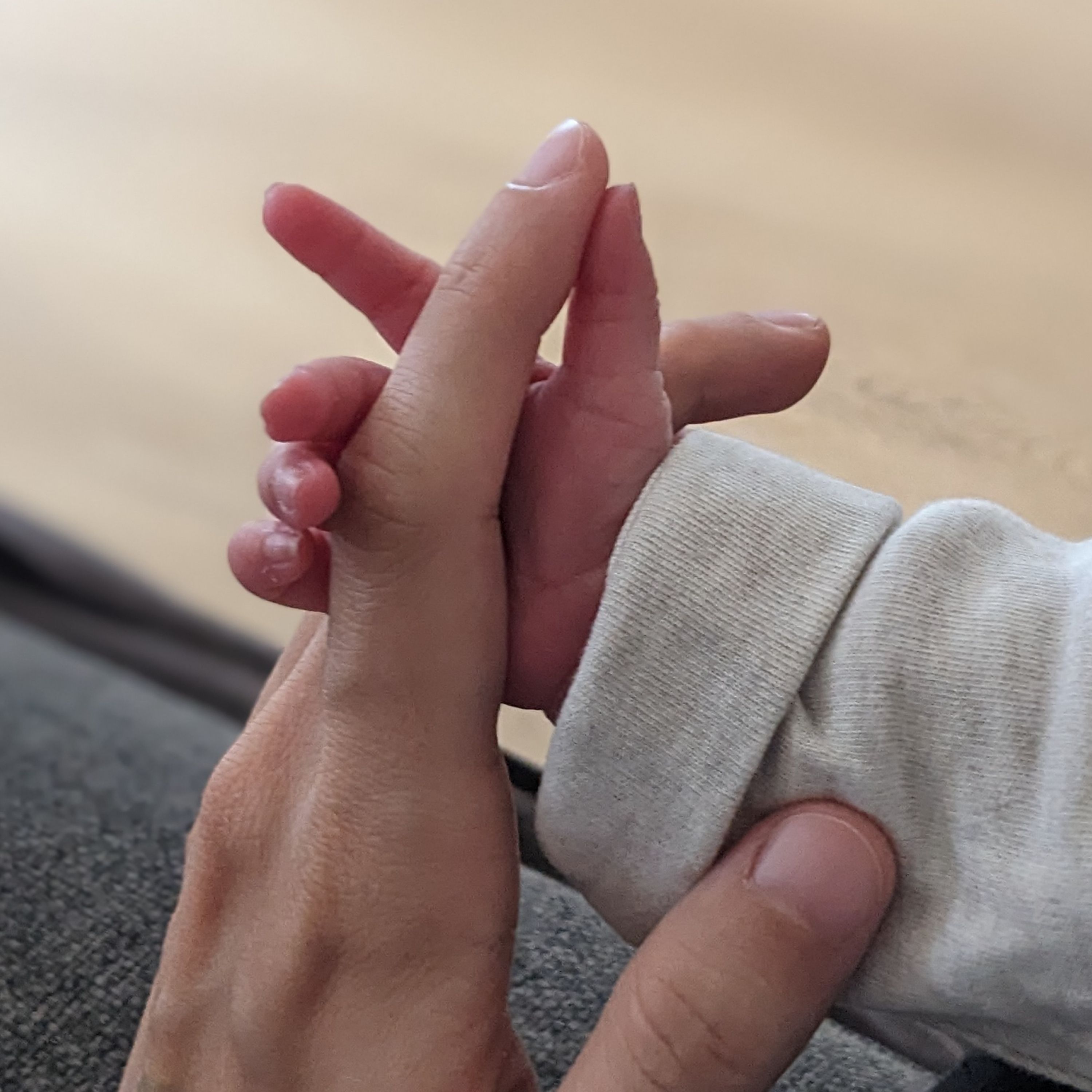 203 | Sina - Geplante Hausgeburt Hebamme aber nicht erreichbar, Ambulante Krankenhausgeburt, Hoher Blasensprung, Schnelle Hausgeburt, Pränataldiagnostik, Kurzer Wochenfluss