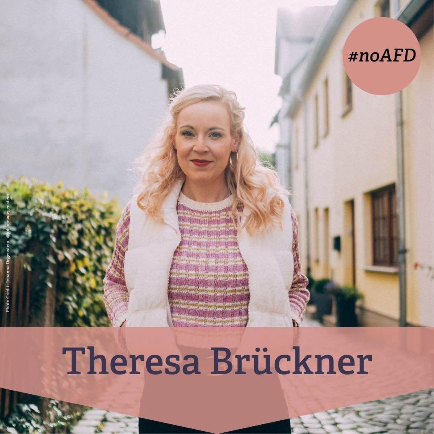 #214 Interview mit Theresa Brückner - feministische Pfarrerin und Sinnfluencerin