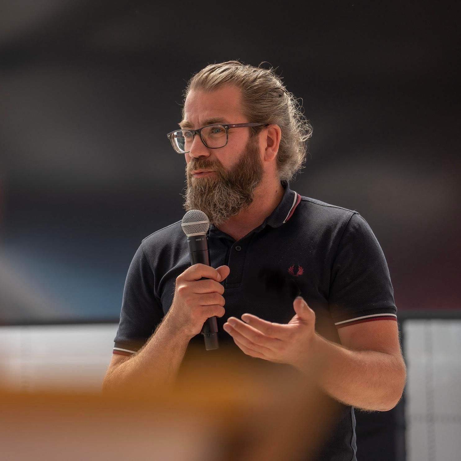 #22 - Visionen für ein besseres Miteinander: Markus Sauerhammer - Vom Bauern zum Social Entrepreneur