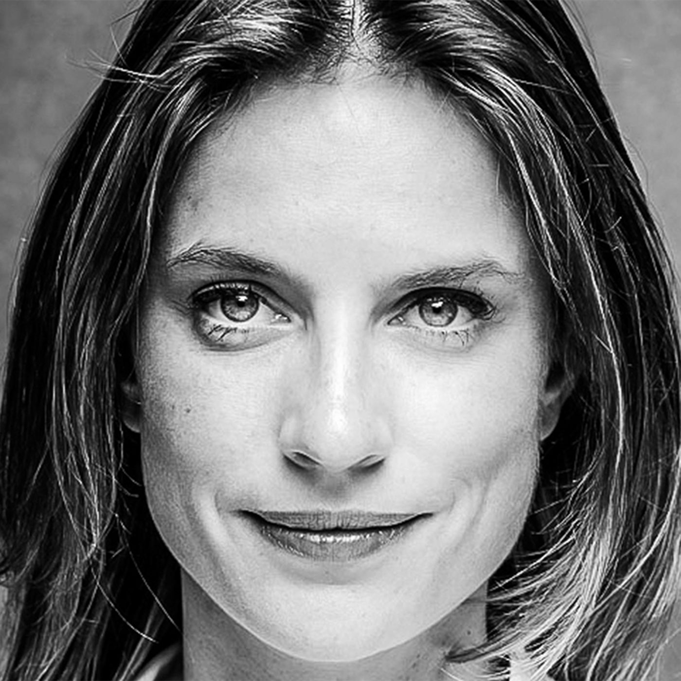 #26 Julia Leeb - die weibliche Perspektive auf Kriege