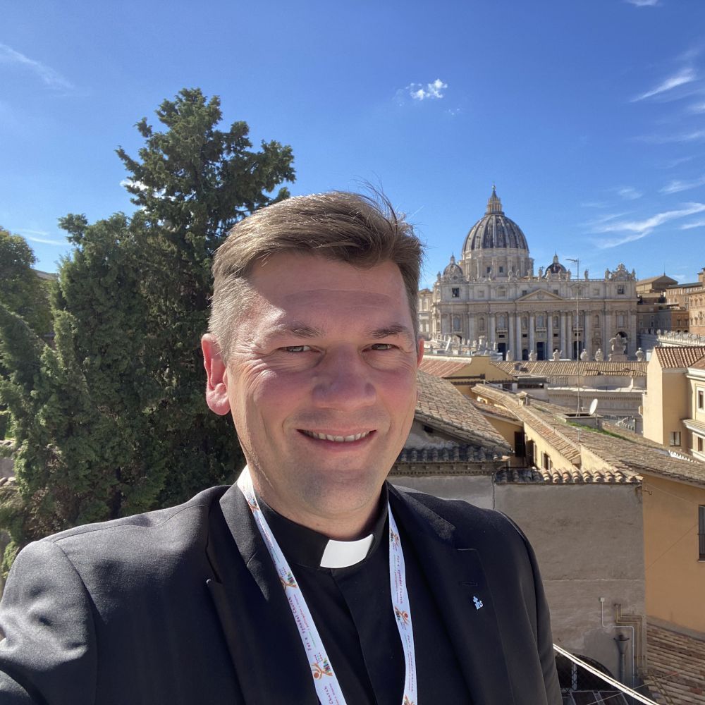 #265 Clemens Blattert SJ – "Facilitatore" bei der Weltsynode in Rom