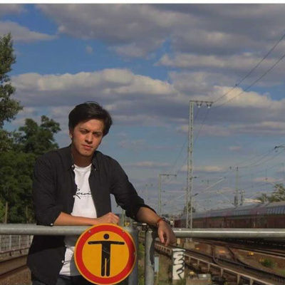 33. Podcast con Juan de Mexiko. Como emigró hace 9 años con toda su familia a Berlin. Sobre su integración, escuela y estudios en la universidad técnica de Berlin.