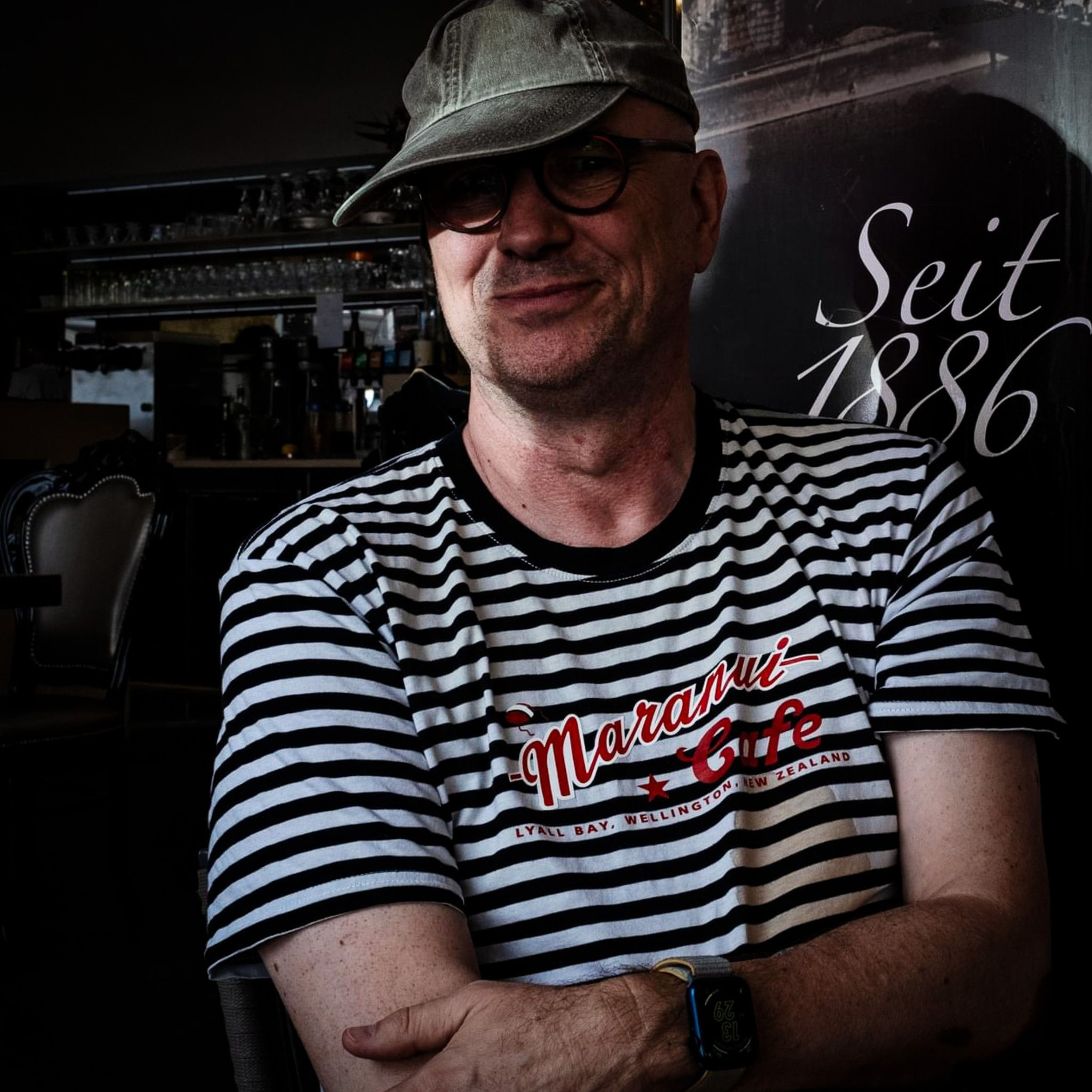 ⓦ 396 Anstand, Manieren und Selbstironie: Das ganze Leben ist ein Fettnäpfchen