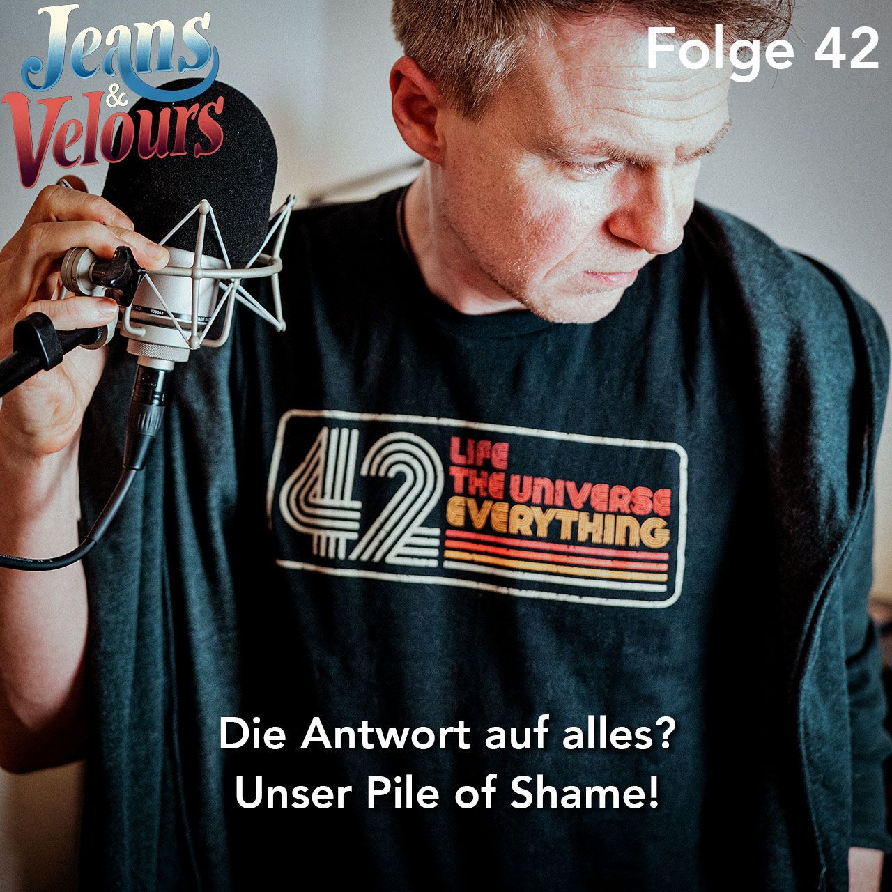 42: Die Antwort auf alles? Unser Pile of Shame! | Jeans & Velours | Podcast