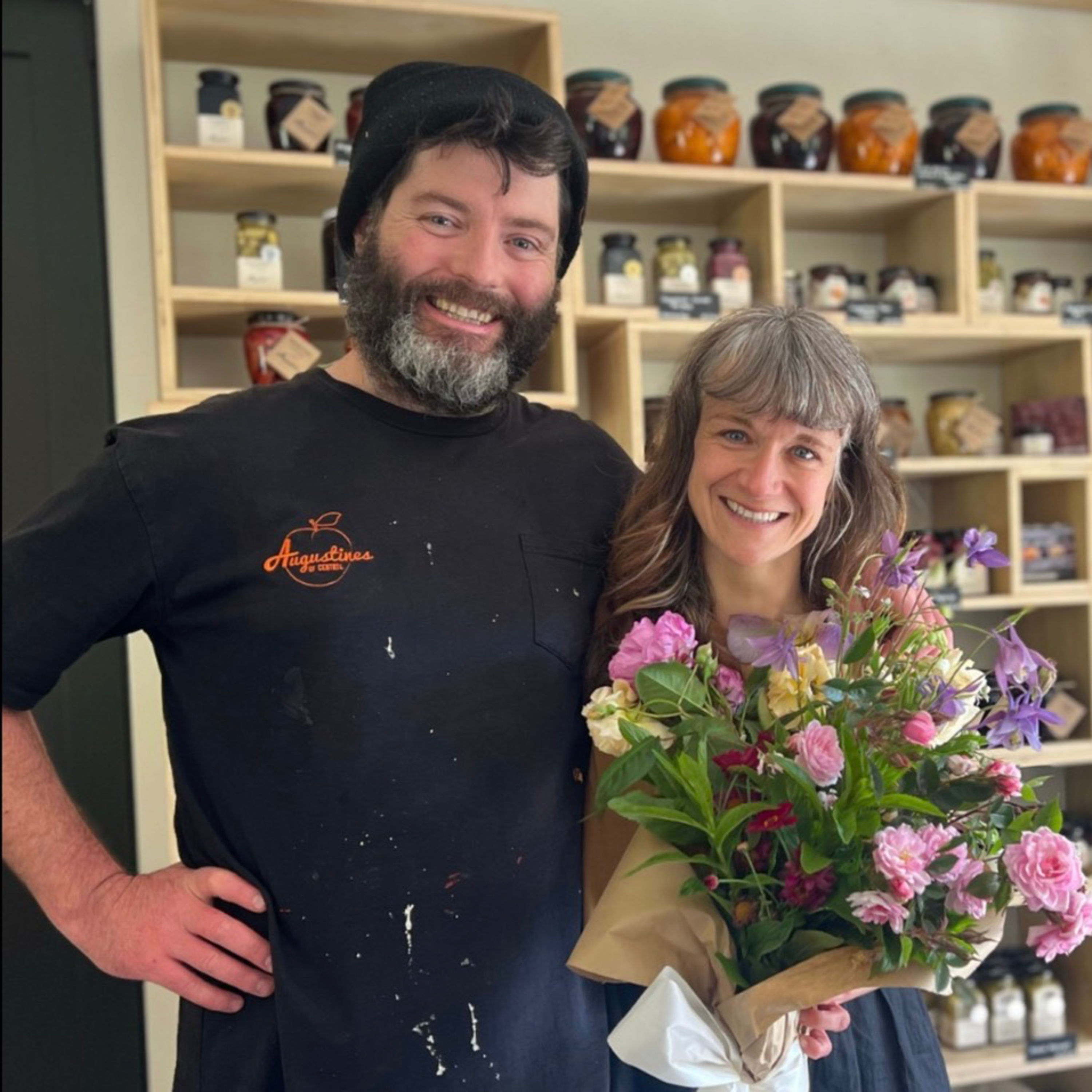 ⓦ 458 Das Café am Rande der Welt: Augustines of Portobello Farmstore & Kitchen mit Jana ➕ AI-Radioshow 🇬🇧