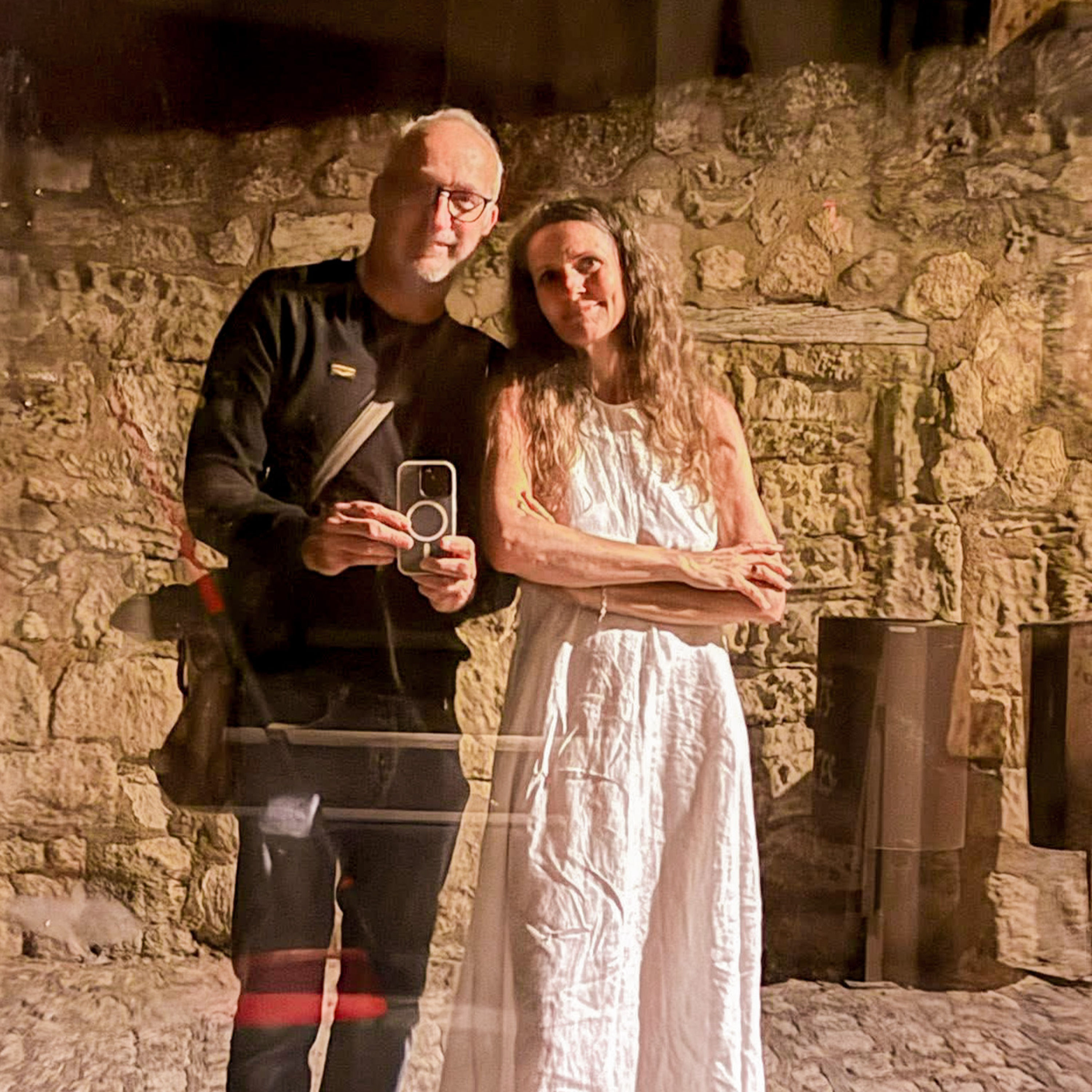 ⓦ 460 🎬 Nackt, verletzlich, frei: Wie Fotografie zur Selbstheilung werden kann mit Petra Gerwers und Jürgen Bode