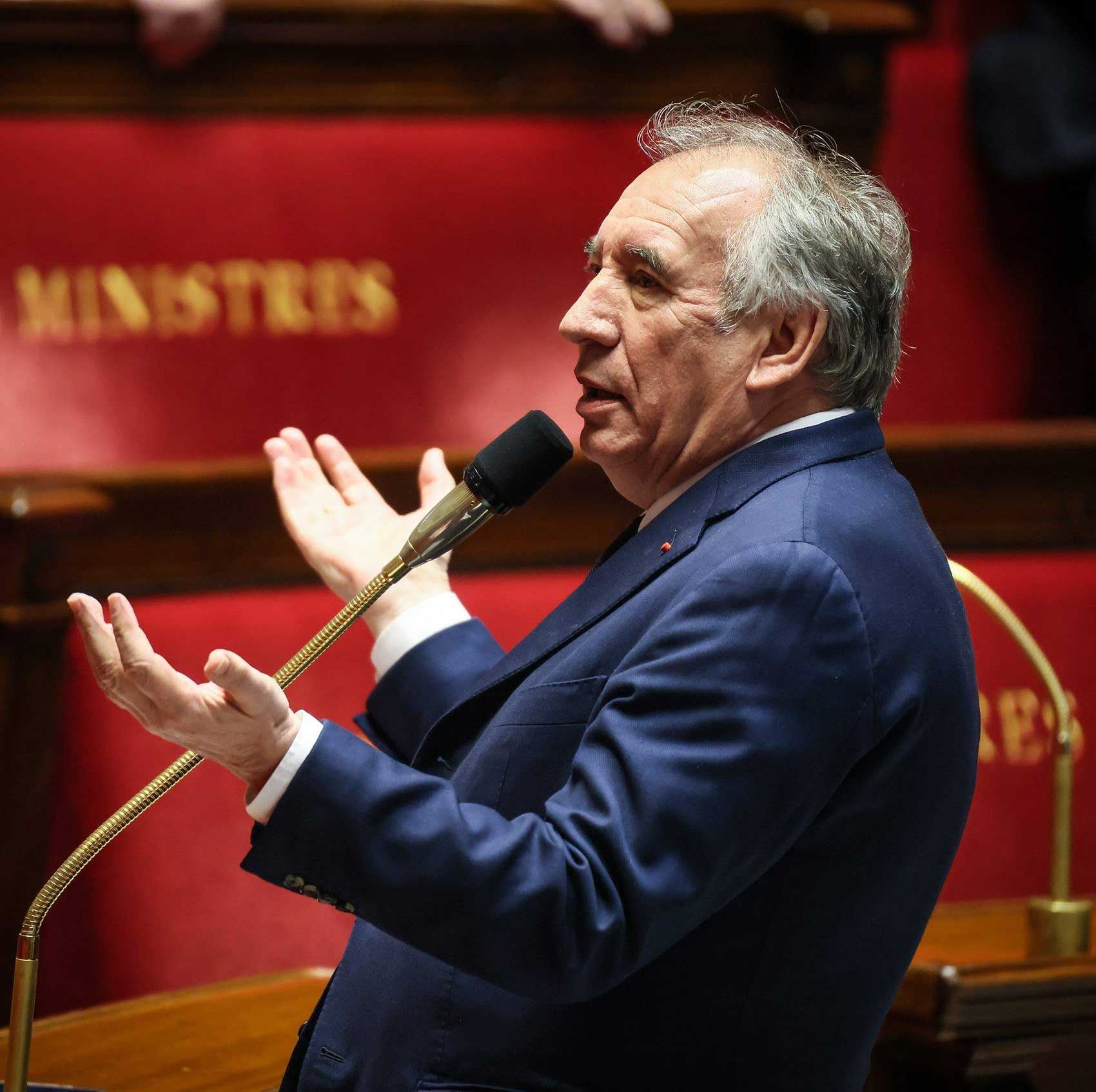 #73 - Bayrou und die Staatsschulden - Droht Frankreich der Kontrollverlust?