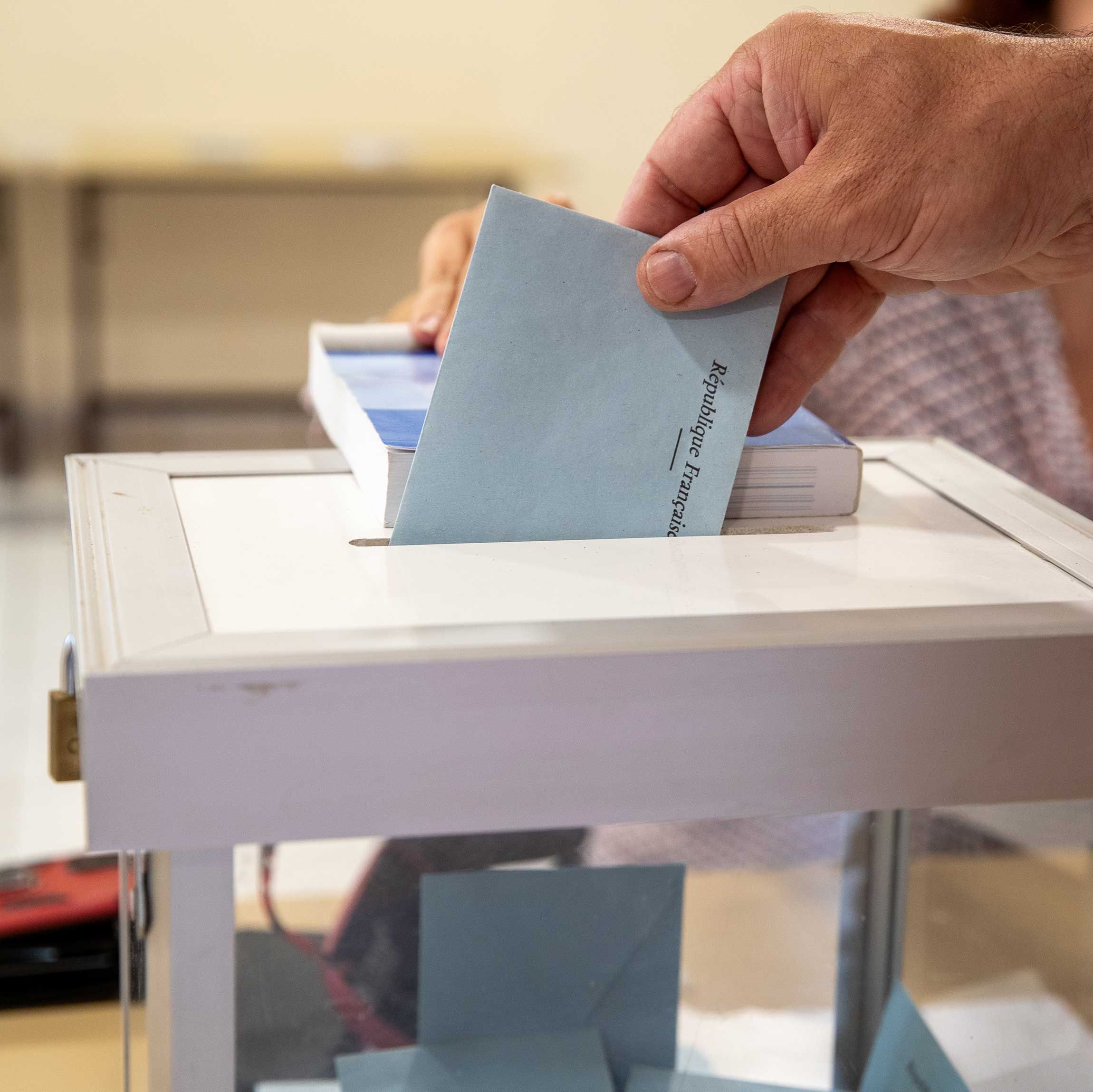 #74 - Schneller, digitaler, anders – Was Deutschland von Frankreichs Wahlen lernen kann
