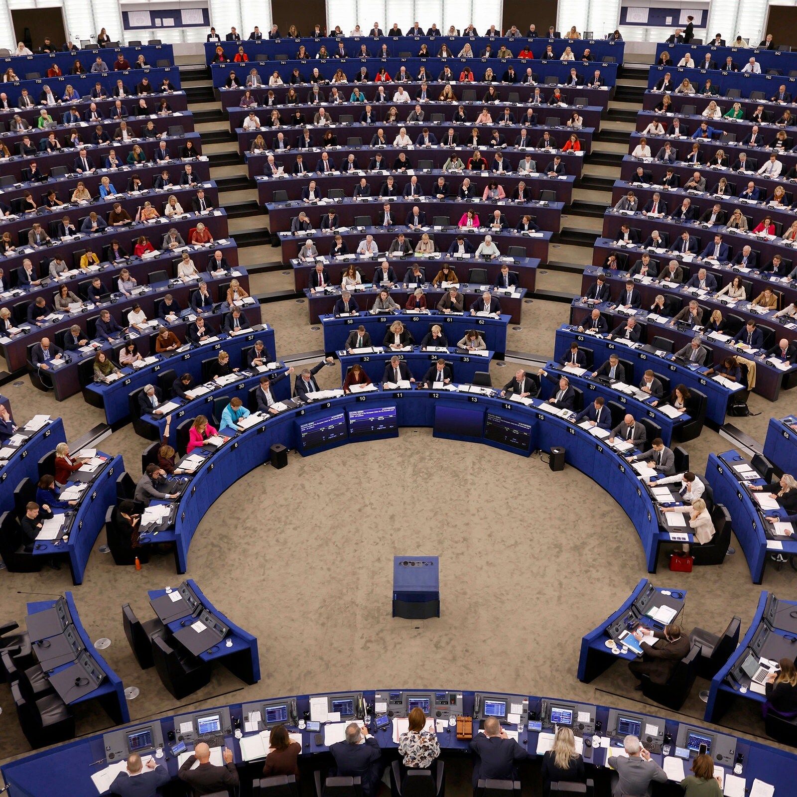 90 Milliarden Euro: EU-Parlament beschließt Ukrainehilfen