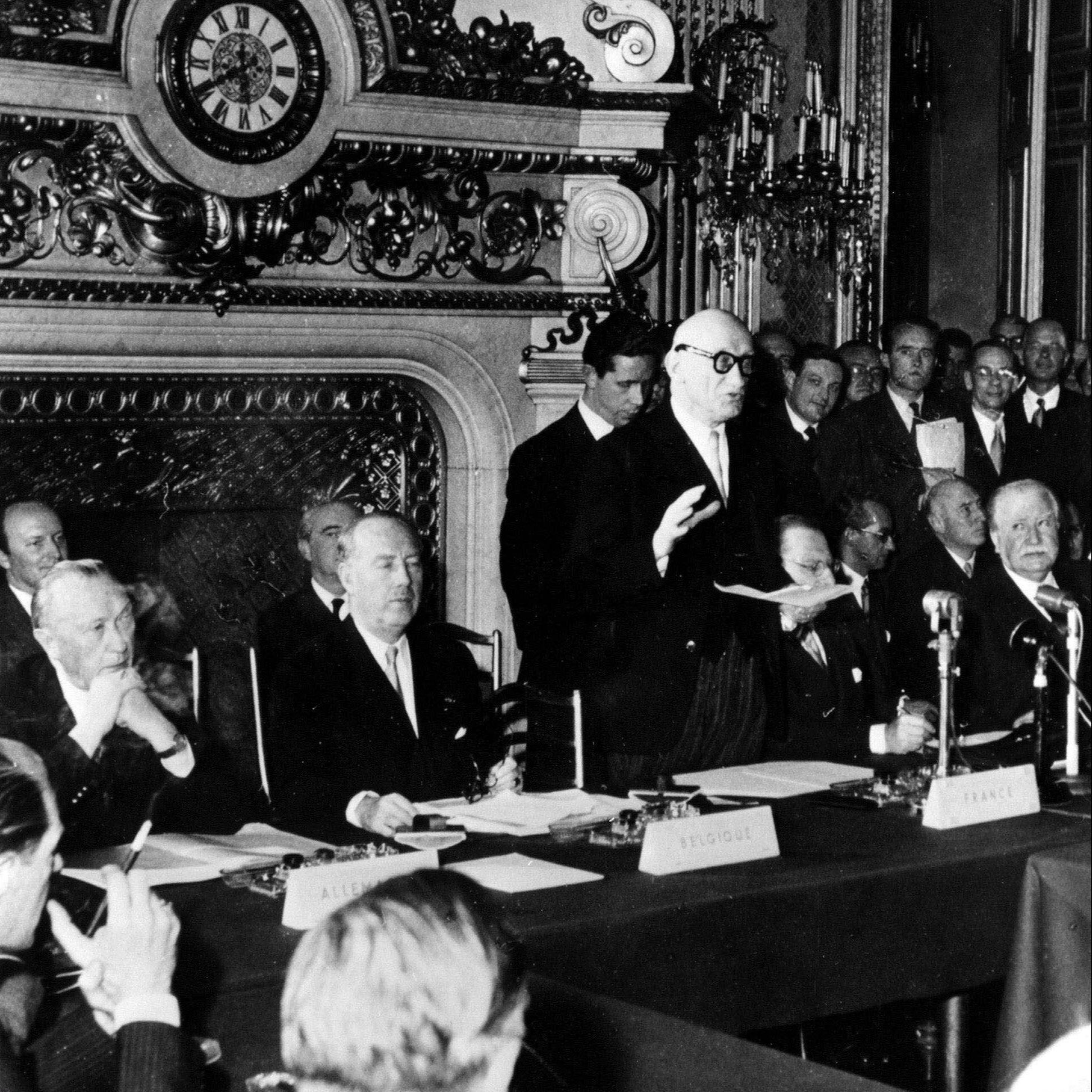 #92 - Euro gegen Force de Frappe? - Deutschlands offene Rechnung mit Frankreich