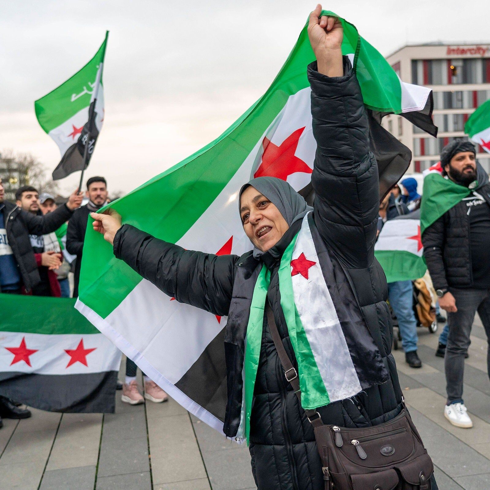 Abschiebungen nach Syrien: Dobrindts Pläne und rechtliche Bedenken