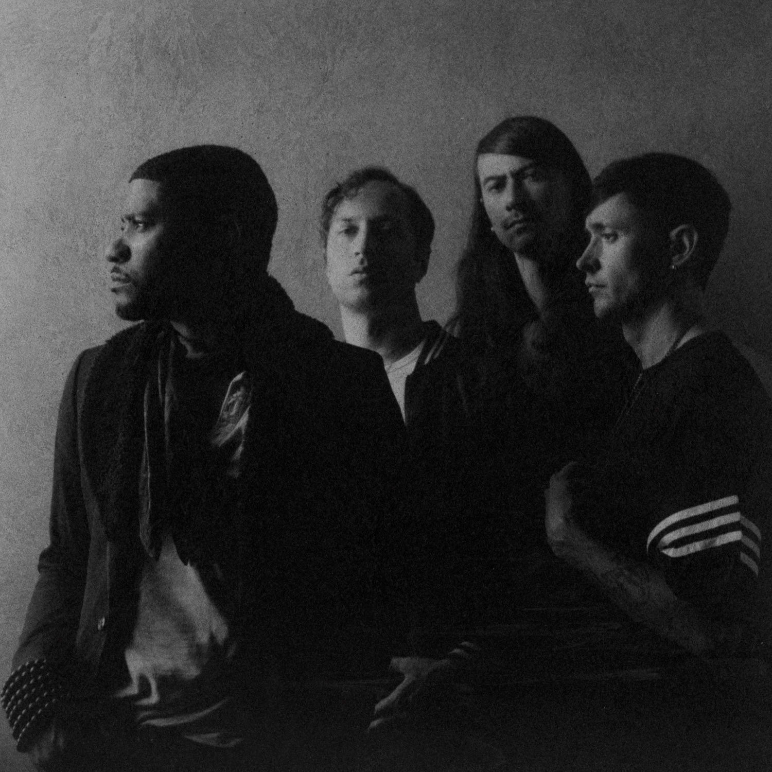 Algiers – Irreversible Damage (feat. Zack De La Rocha)