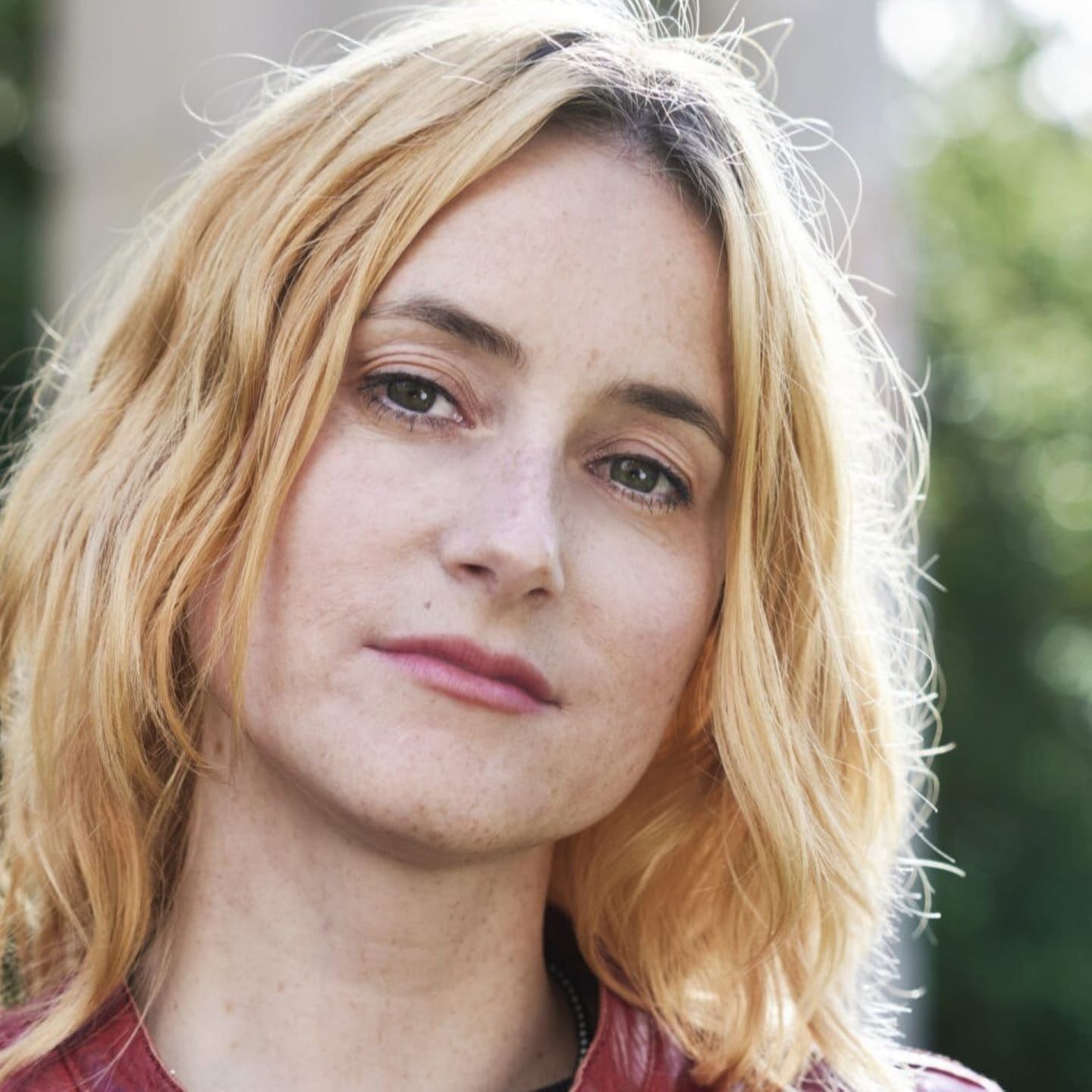 Alisha Gamischs Roman „Parasiti“