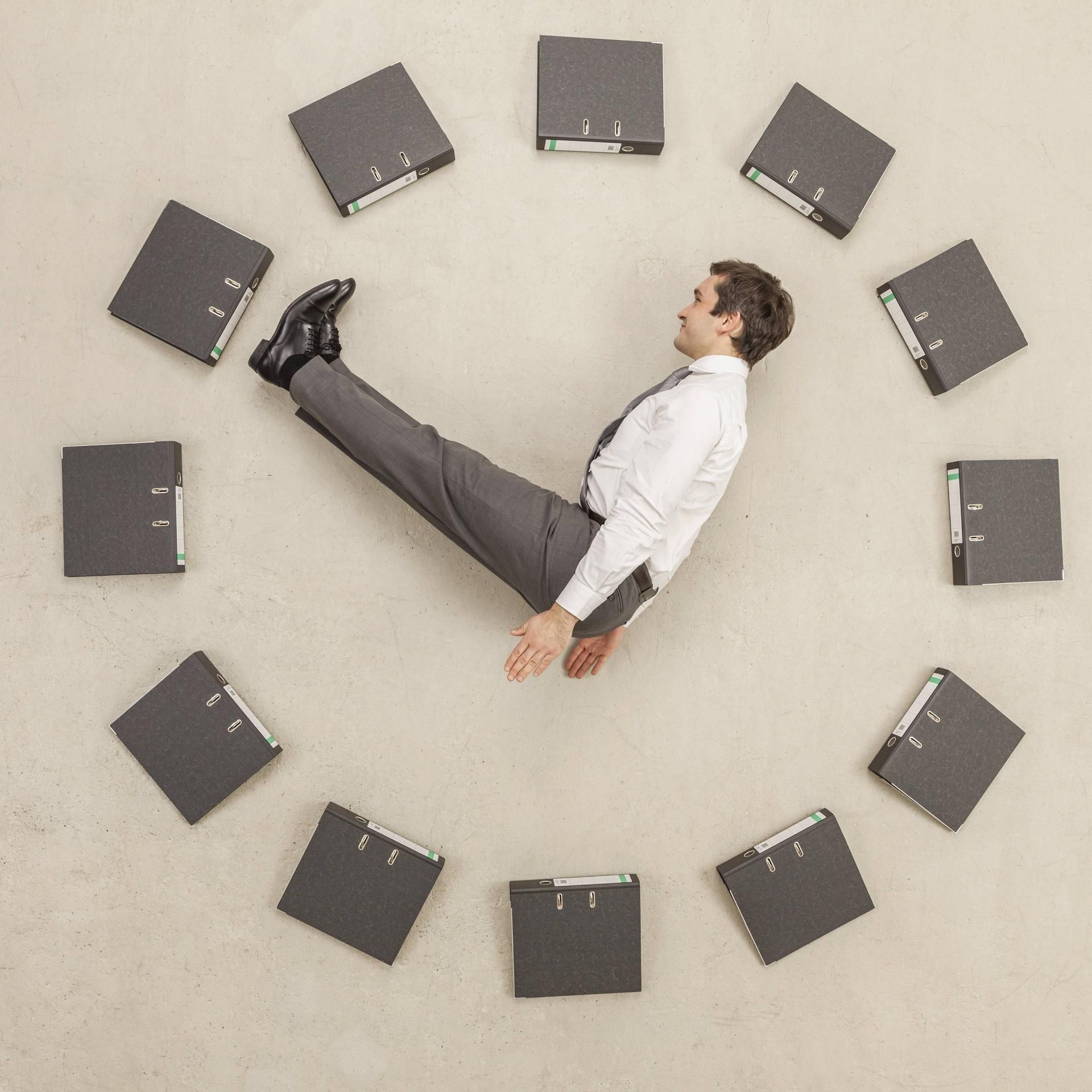 Arbeitszeit - Mehr ackern = mehr Wirtschaftswachstum? Nicht unbedingt