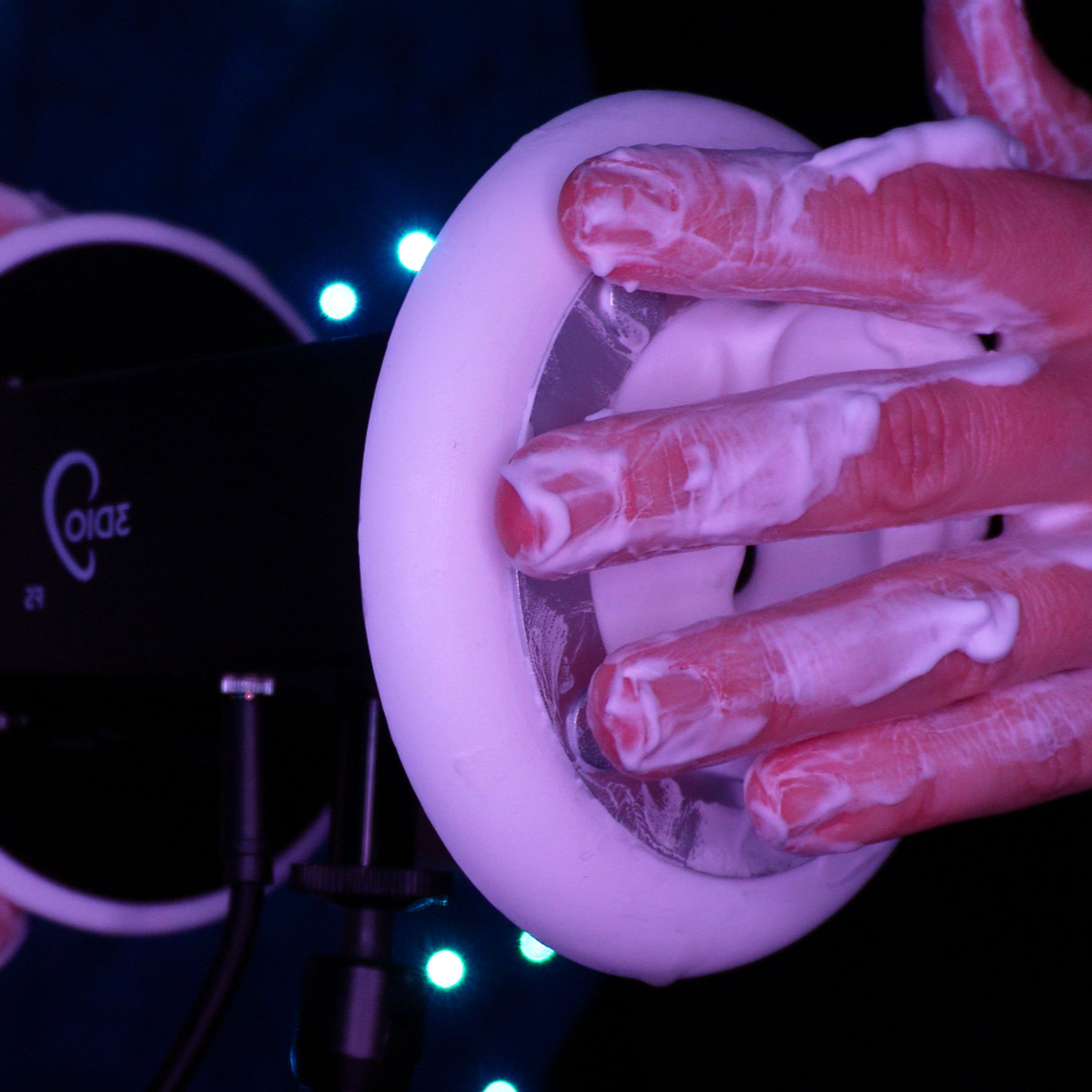 ASMR Foam Massage (3Dio Ear Treatment with Shaving Cream, Oil, Aloe Vera & Dry Handsounds)