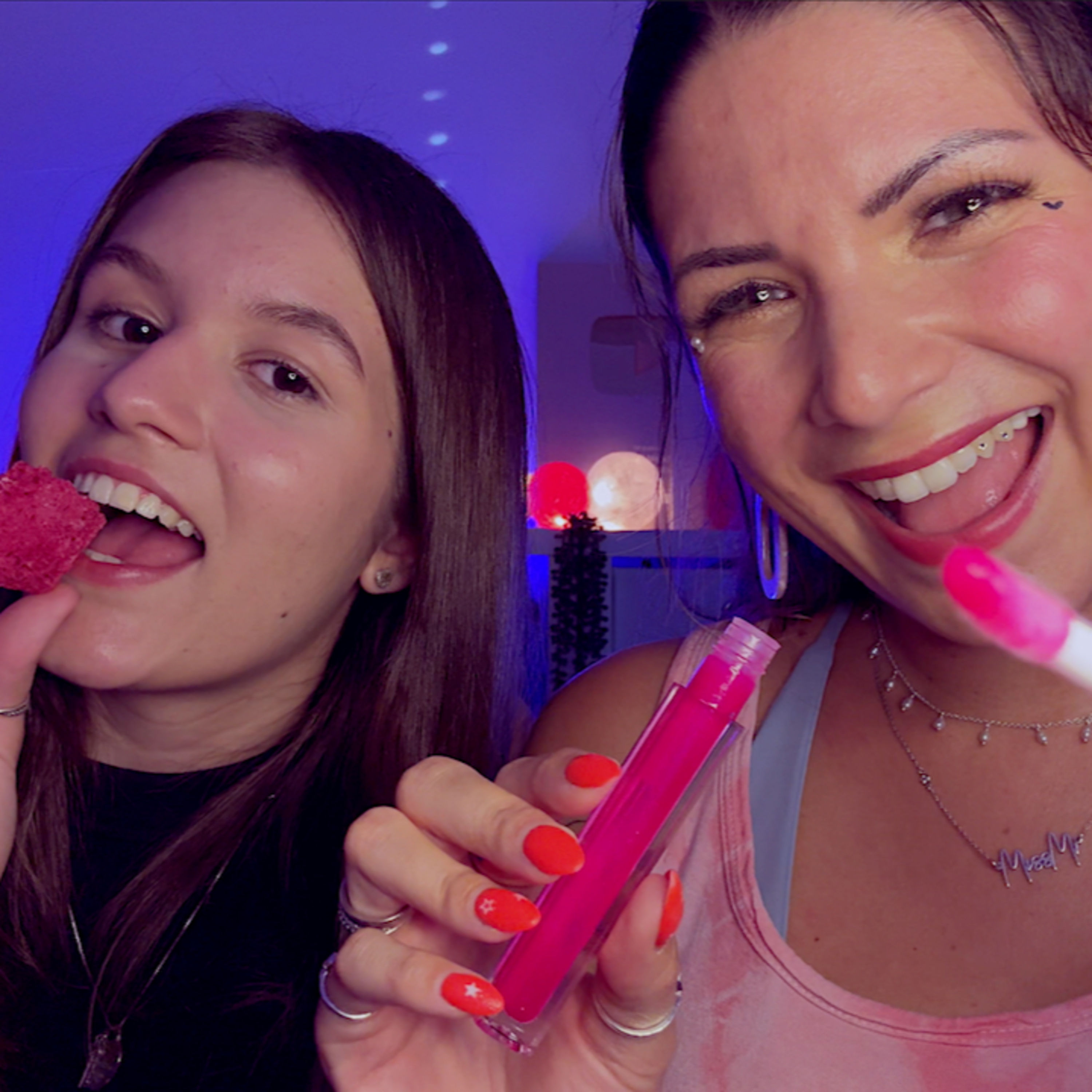 ASMR Pro vs. Noob - Freundin probiert das erste Mal ASMR