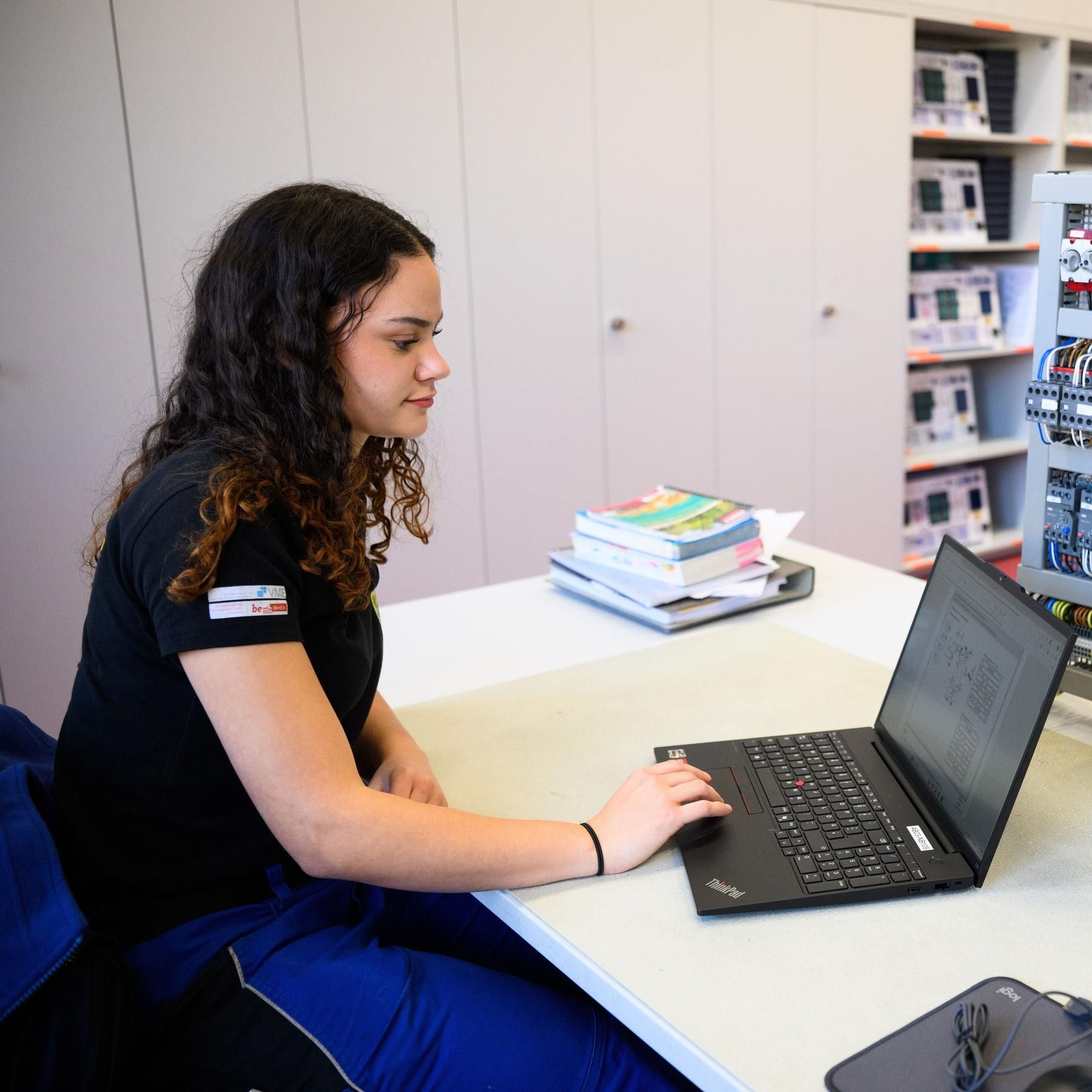 Ausbildung statt Abbruch - Wie Jugendliche bei der Lehrstellensuche unterstützt werden