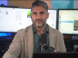 Bamdad Esmaili: "Straße von Hormus ist Irans neue Waffe"