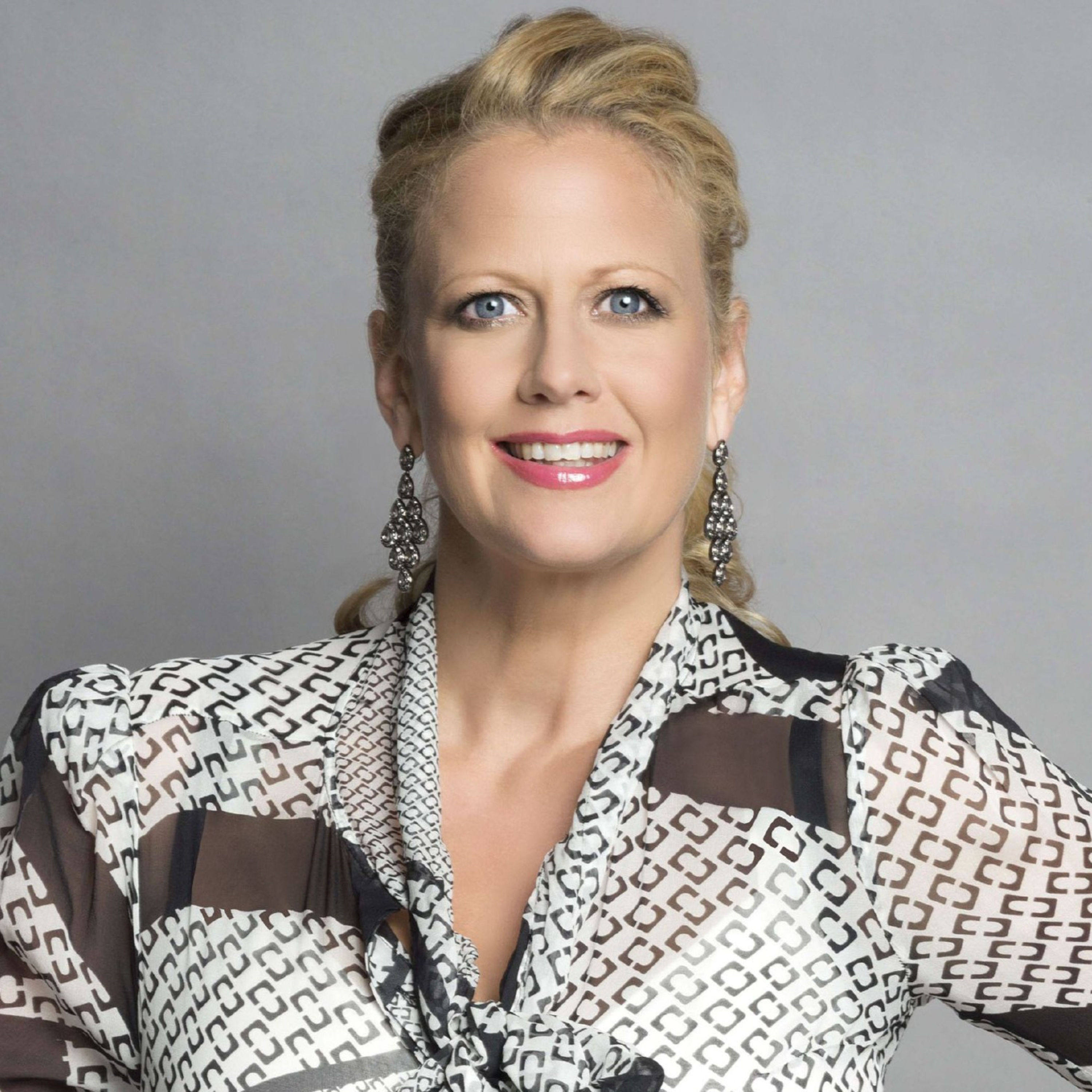 Barbara Schöneberger & endlich wieder echte Promis beim Deutschen Fernsehpreis 2021