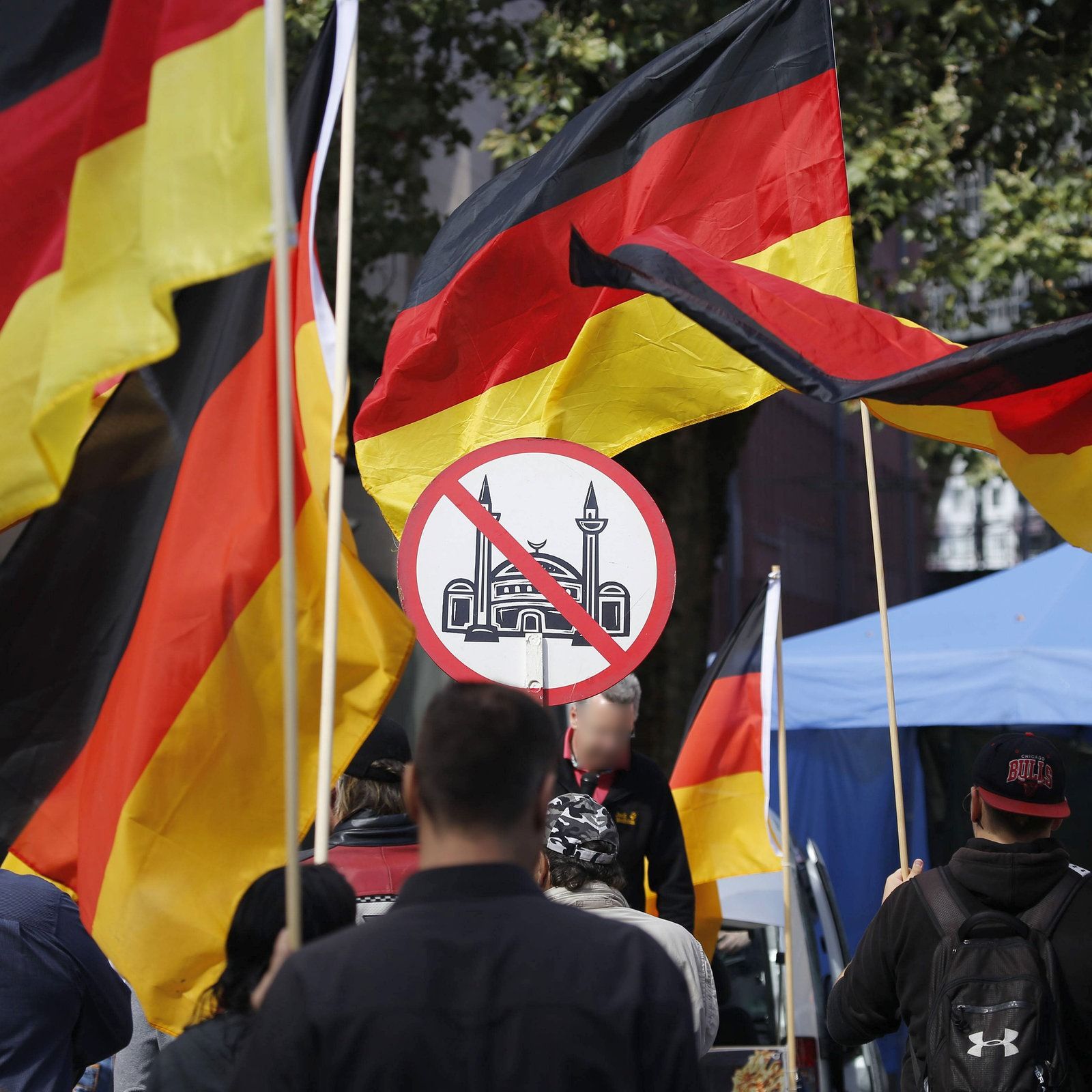 Befördern steigende Mieten einen Anstieg an rechten Positionen?