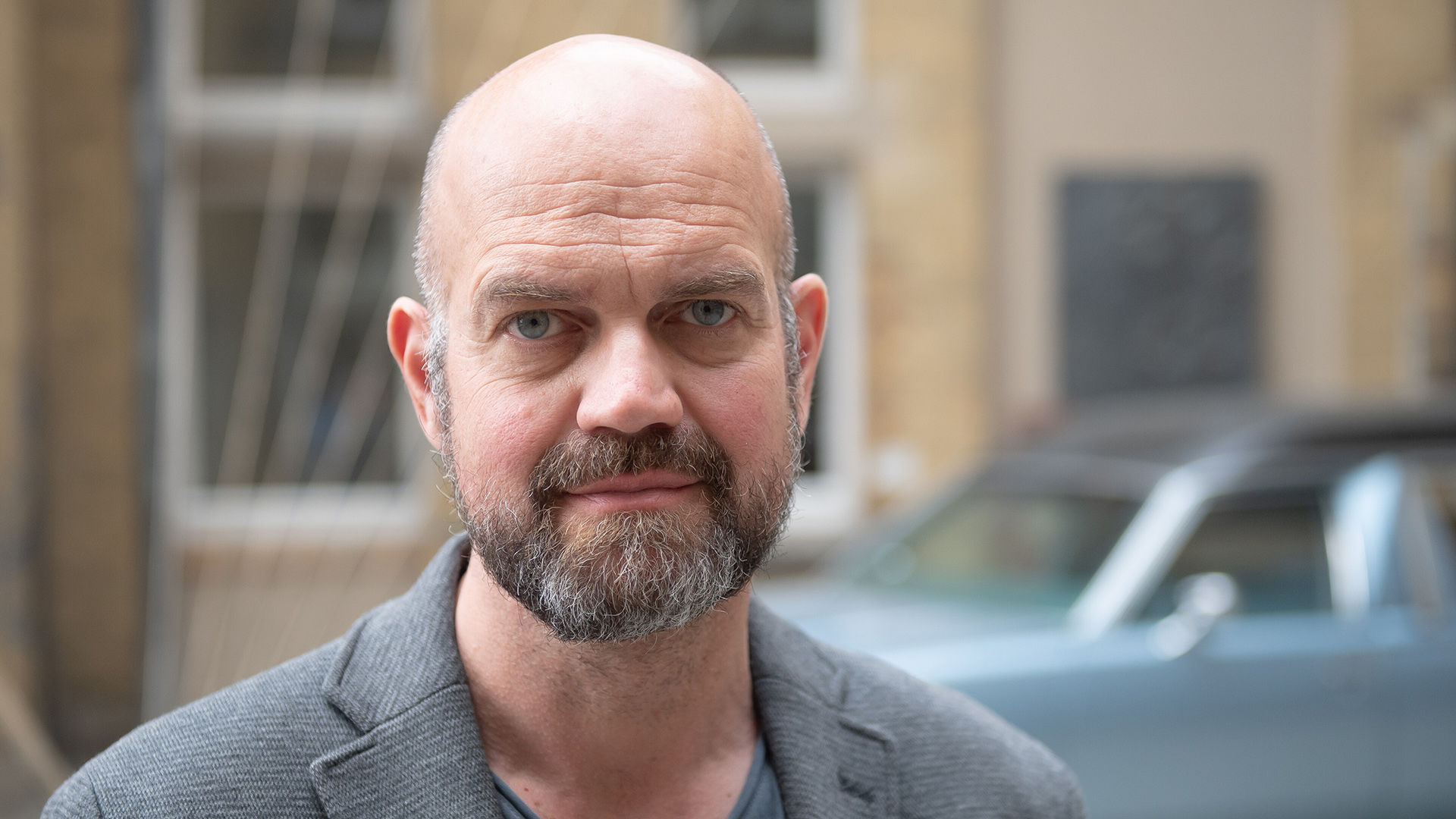 "Bestattungskultur macht uns zum Menschen" | Dirk Pörschmann, Leiter Museum für Sepulkralkultur