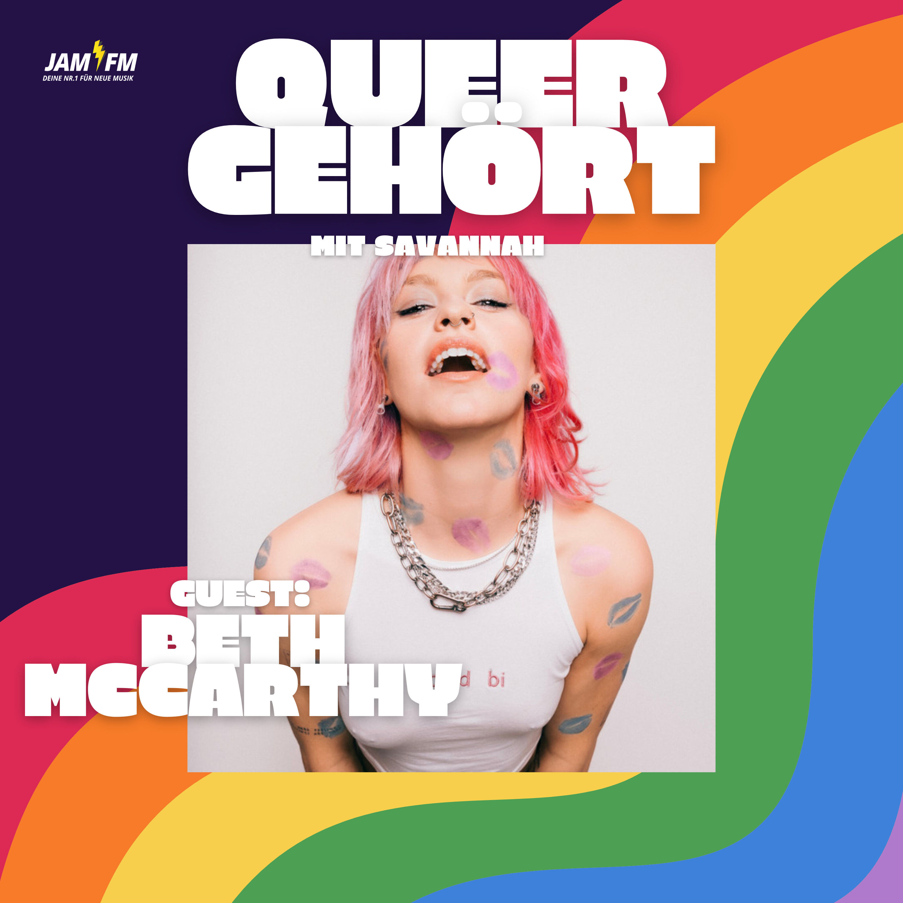 Beth McCarthy - queer representation, biphobia, wlw pop & doppelbangers